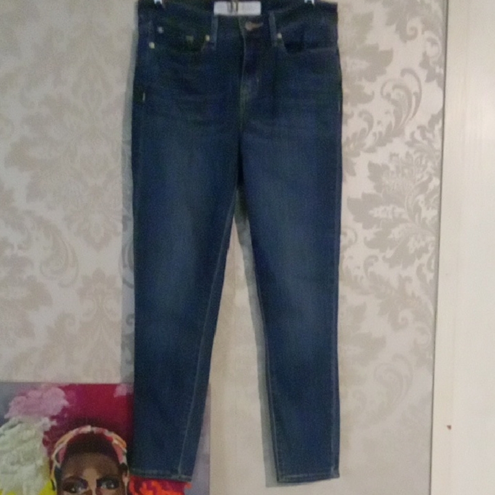 Signature by Levi Strauss Classic Blue Skinny Crop Jeans